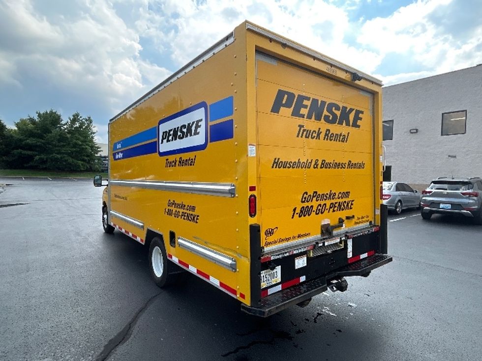 Light Duty Box Truck-Light and Medium Duty Trucks-Ford-2022-E350-Louisville-KY-102,705\n\t\tmiles-$ 24,750 - Image 6