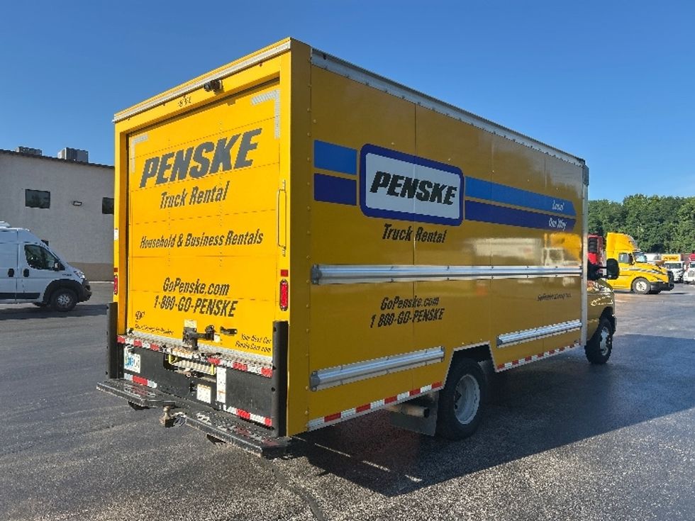 Light Duty Box Truck-Light and Medium Duty Trucks-Ford-2022-E350-Louisville-KY-103,689\n\t\tmiles-$ 26,500 - Image 13