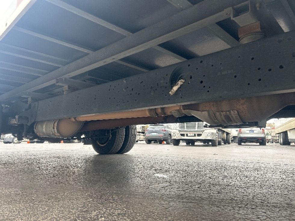 Light Duty Box Truck-Light and Medium Duty Trucks-Ford-2022-E350-Louisville-KY-110,813\n\t\tmiles-$ 27,750 - Image 14