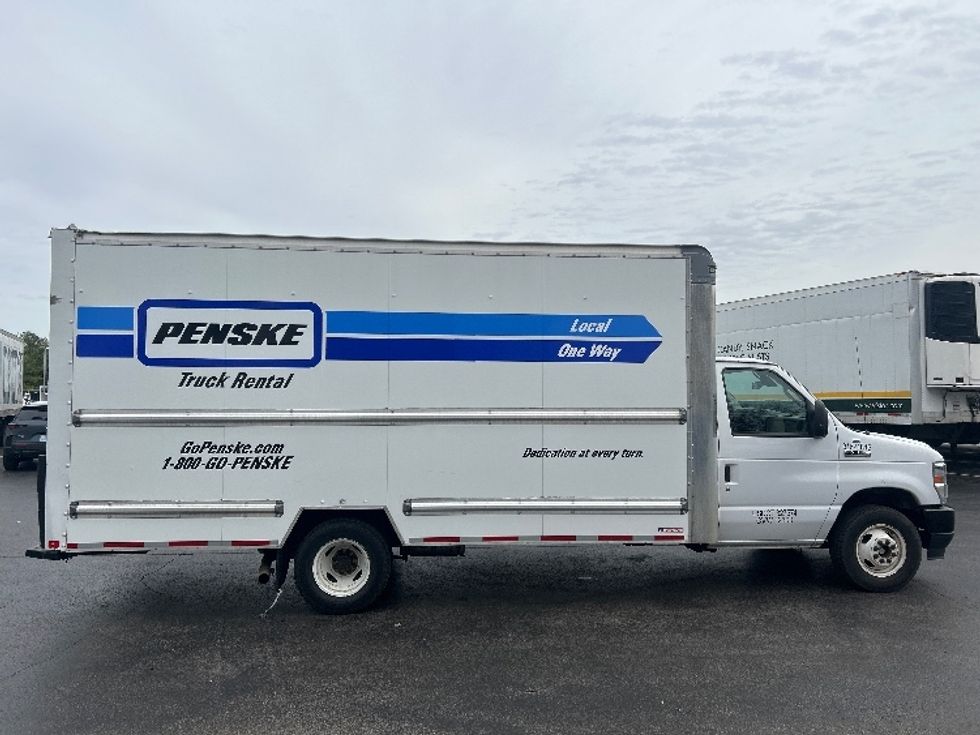 Light Duty Box Truck-Light and Medium Duty Trucks-Ford-2022-E350-Louisville-KY-110,813\n\t\tmiles-$ 27,750 - Image 15