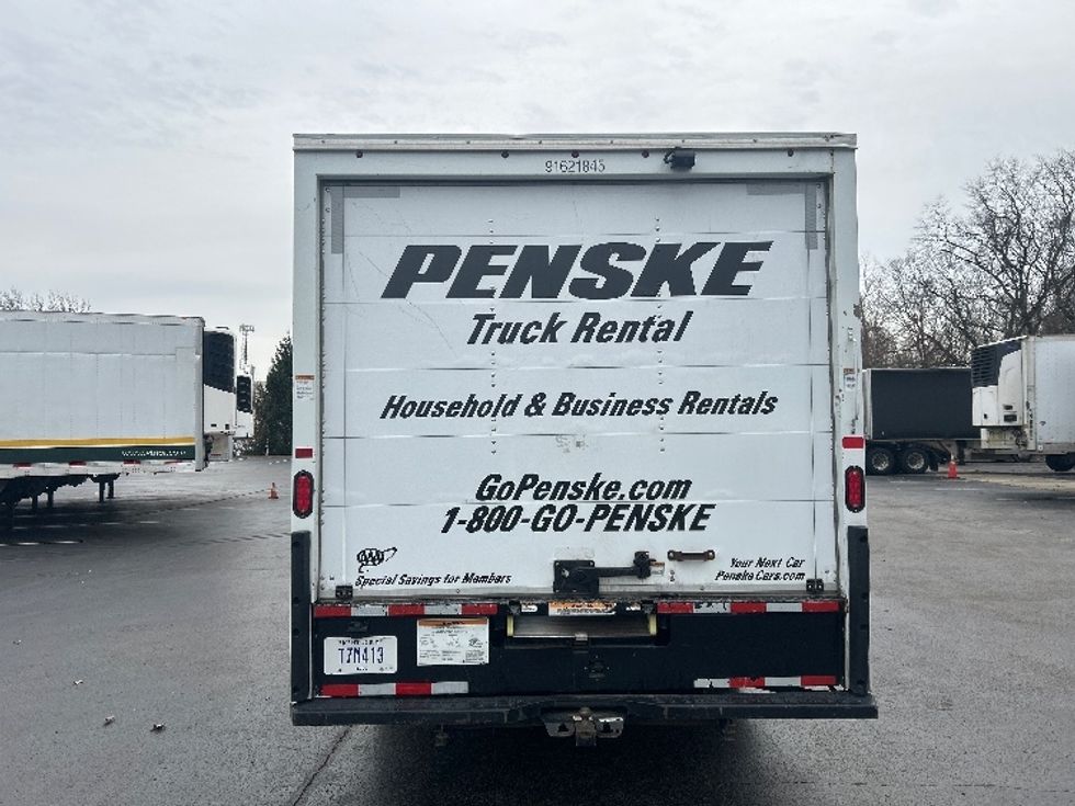 Light Duty Box Truck-Light and Medium Duty Trucks-Ford-2022-E350-Louisville-KY-110,813\n\t\tmiles-$ 27,750 - Image 7