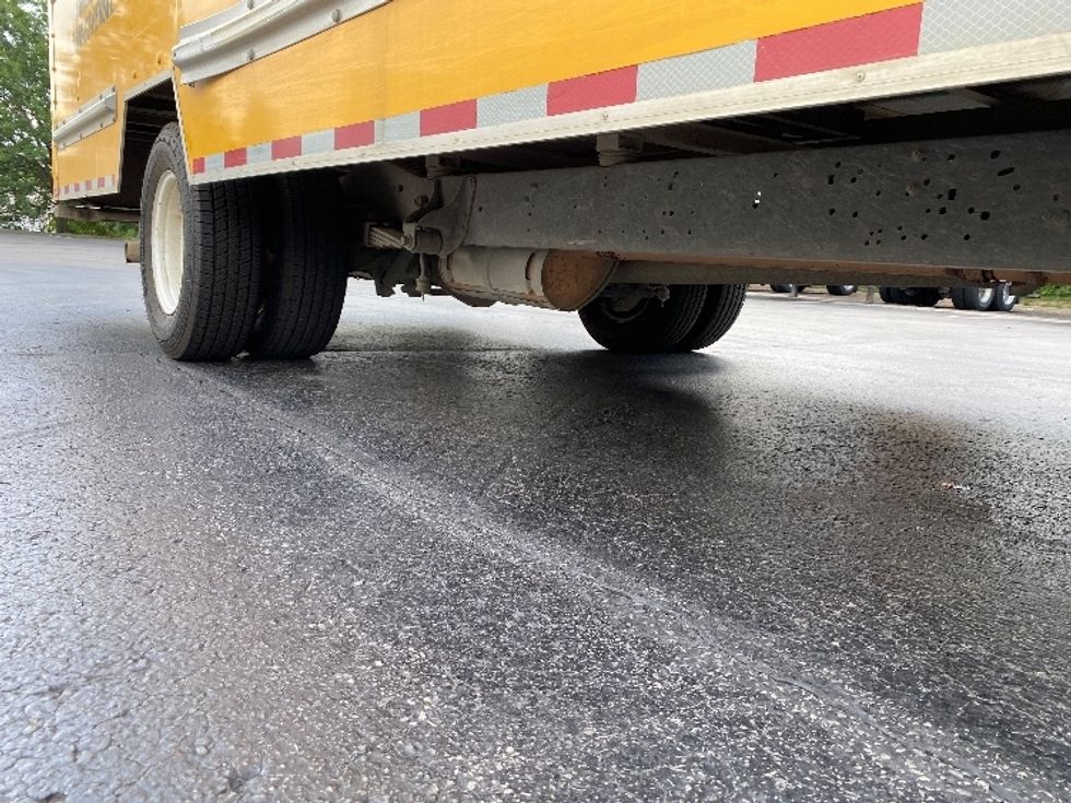 Light Duty Box Truck-Light and Medium Duty Trucks-Ford-2022-E350-Louisville-KY-112,073\n\t\tmiles-$ 23,250 - Image 13