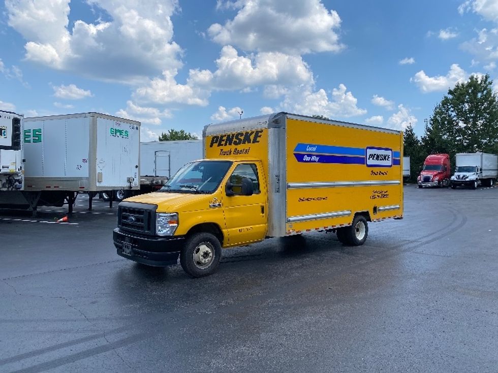 Light Duty Box Truck-Light and Medium Duty Trucks-Ford-2022-E350-Louisville-KY-112,073\n\t\tmiles-$ 23,250 - Image 3