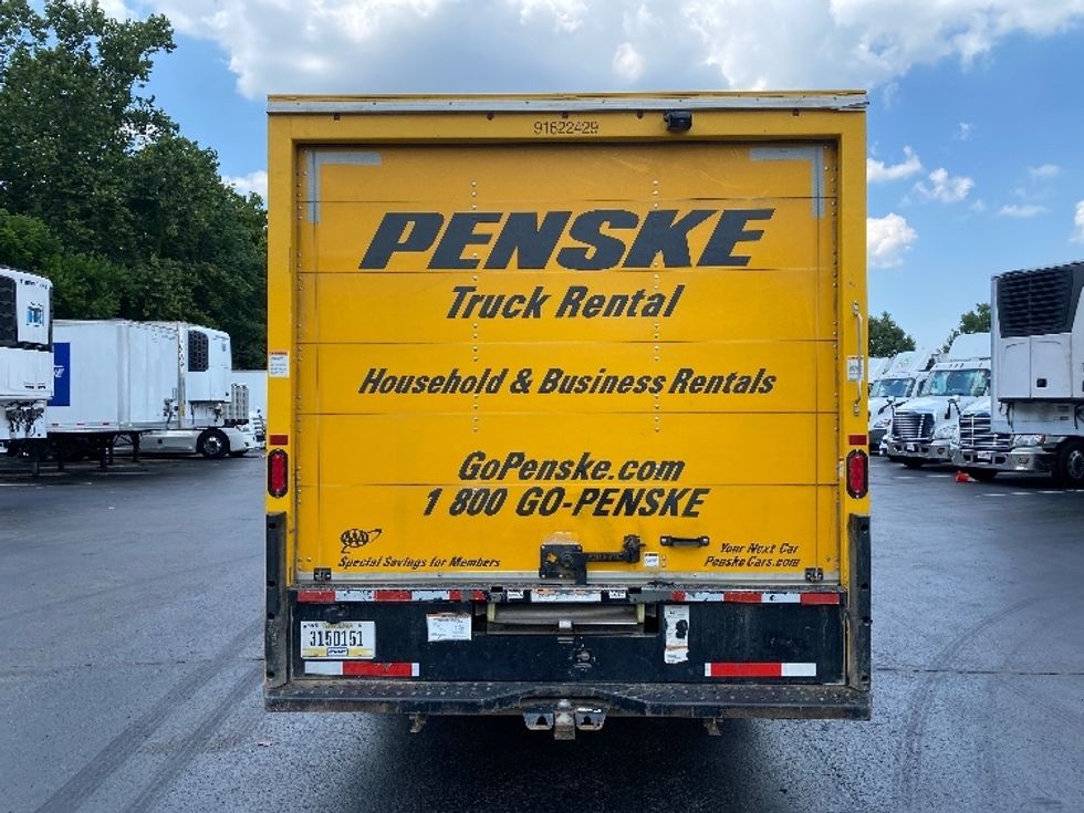 Light Duty Box Truck-Light and Medium Duty Trucks-Ford-2022-E350-Louisville-KY-112,073\n\t\tmiles-$ 23,250 - Image 7