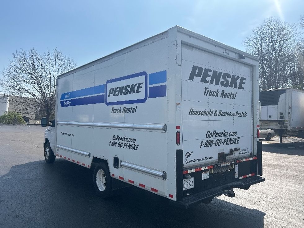 Light Duty Box Truck-Light and Medium Duty Trucks-Ford-2022-E350-Louisville-KY-114,534\n\t\tmiles-$ 27,250 - Image 6