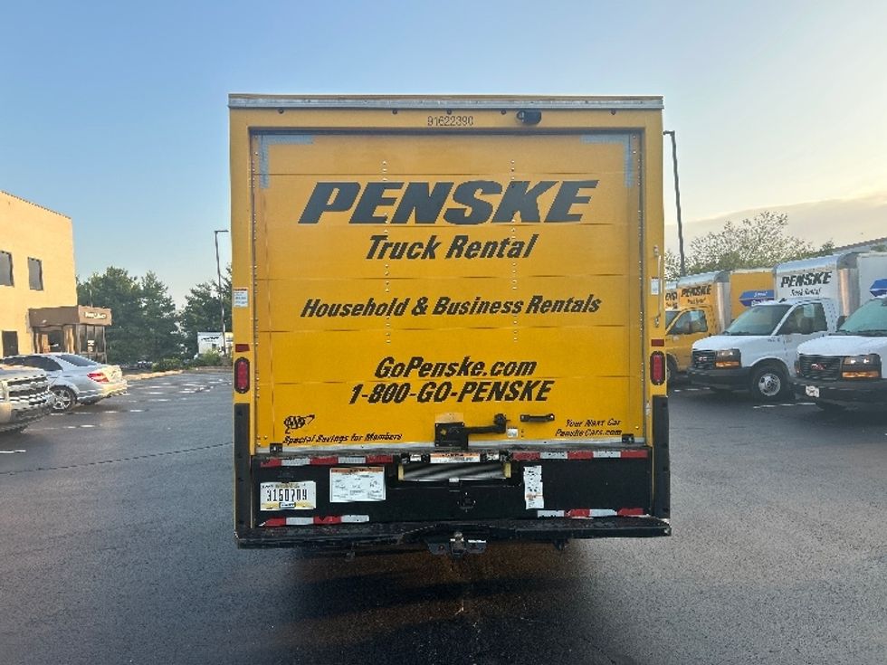 Light Duty Box Truck-Light and Medium Duty Trucks-Ford-2022-E350-Louisville-KY-89,243\n\t\tmiles-$ 28,250 - Image 7