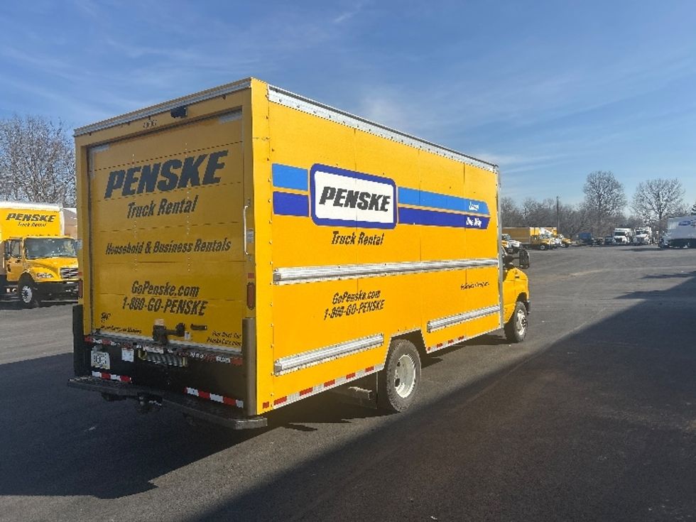 Light Duty Box Truck-Light and Medium Duty Trucks-Ford-2022-E350-Louisville-KY-97,134\n\t\tmiles-$ 27,500 - Image 13