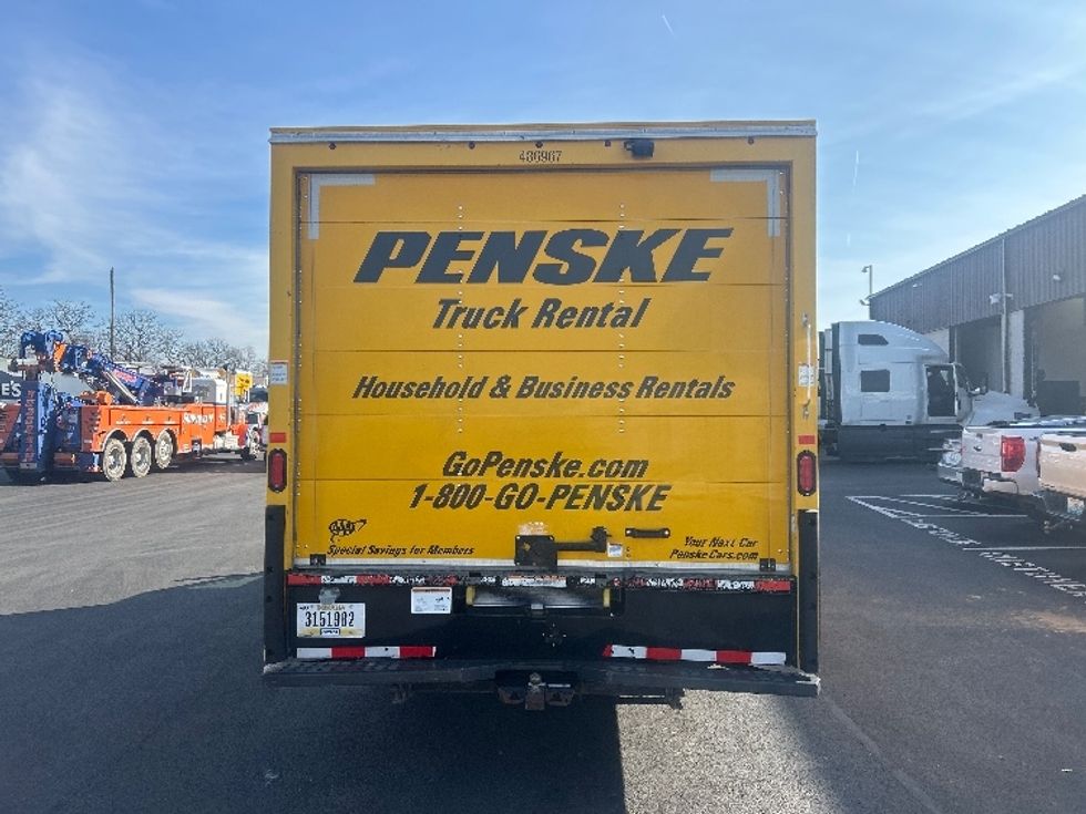 Light Duty Box Truck-Light and Medium Duty Trucks-Ford-2022-E350-Louisville-KY-97,134\n\t\tmiles-$ 27,500 - Image 7