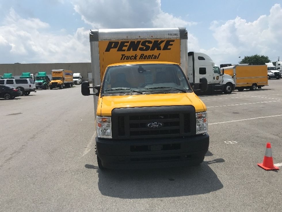 Light Duty Box Truck-Light and Medium Duty Trucks-Ford-2022-E350-Louisville-KY-98,284\n\t\tmiles-$ 25,250 - Image 2