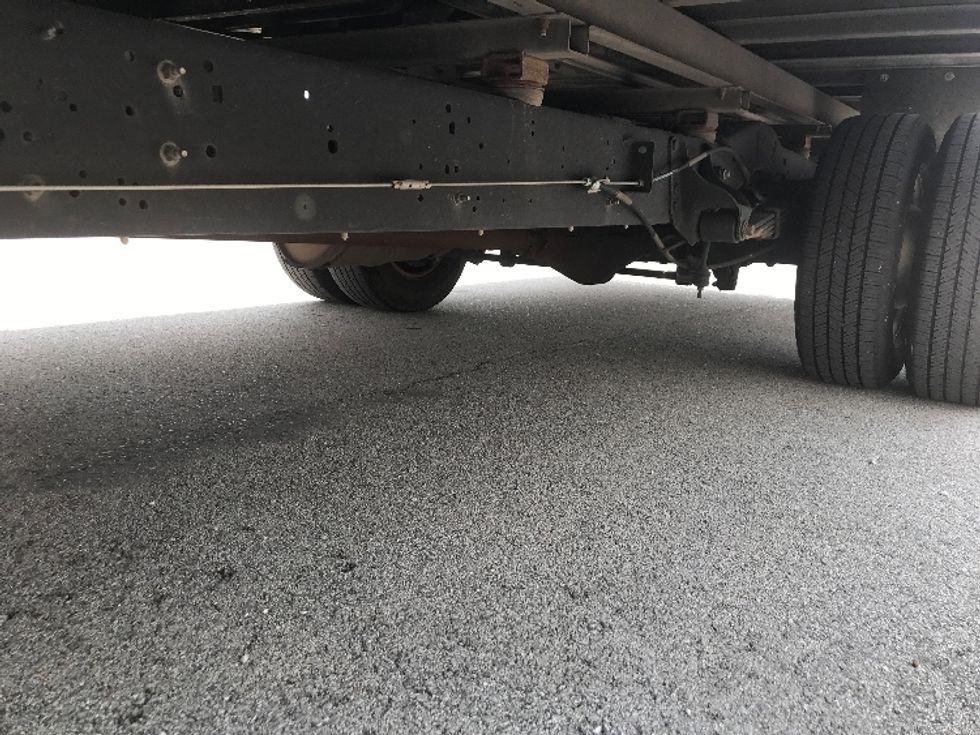Light Duty Box Truck-Light and Medium Duty Trucks-Ford-2022-E350-Louisville-KY-98,284\n\t\tmiles-$ 25,250 - Image 5