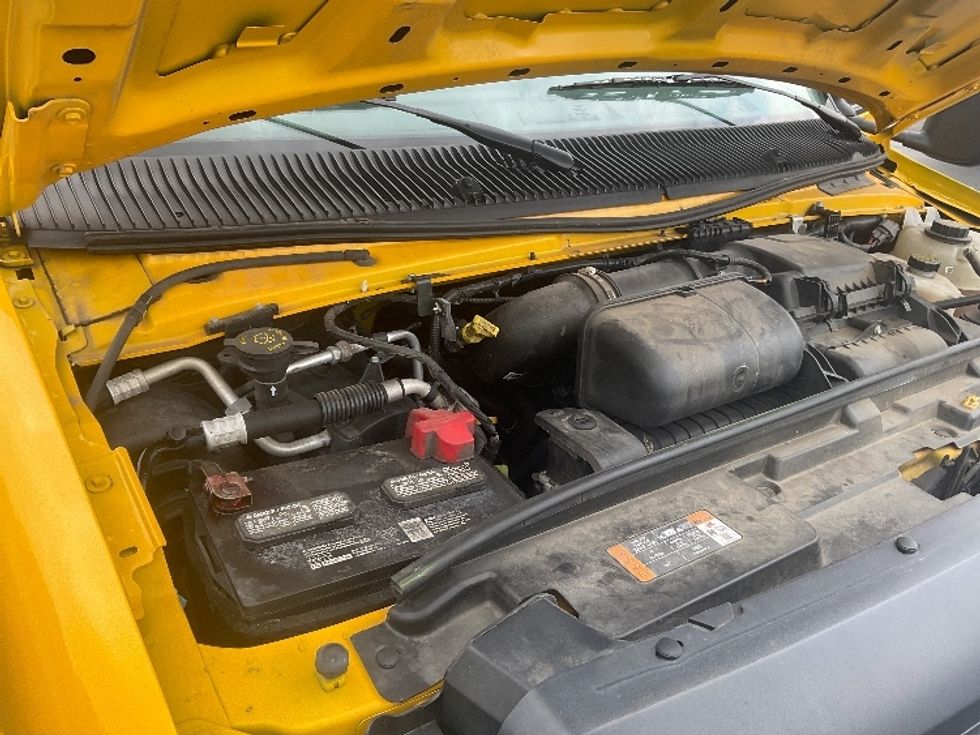 Light Duty Box Truck-Light and Medium Duty Trucks-Ford-2022-E350-Louisville-KY-99,448\n\t\tmiles-$ 27,250 - Image 22