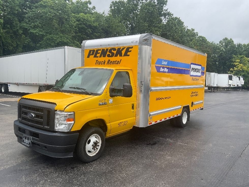 Light Duty Box Truck-Light and Medium Duty Trucks-Ford-2022-E350-Louisville-KY-99,448\n\t\tmiles-$ 27,250 - Image 3