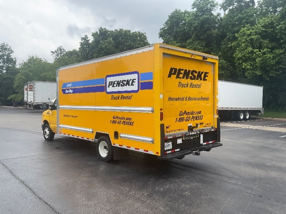 Light Duty Box Truck-Light and Medium Duty Trucks-Ford-2022-E350-Louisville-KY-99,448\n\t\tmiles-$ 27,250 - Image 6