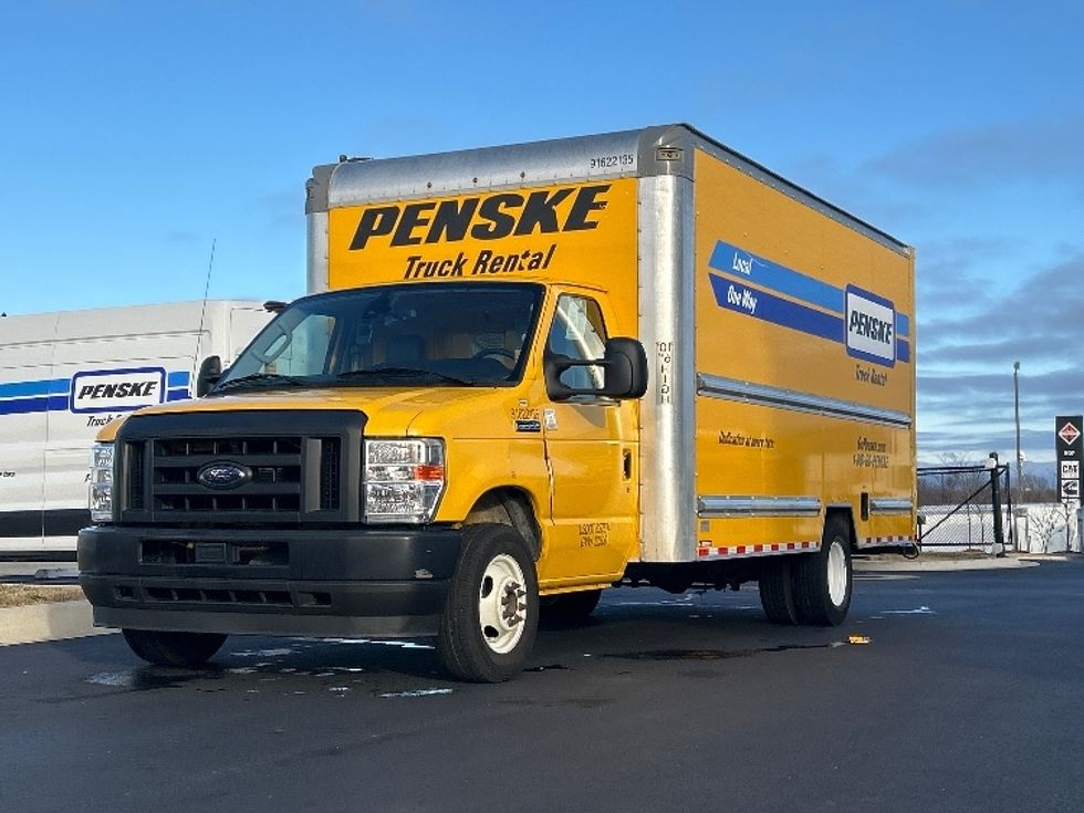 Light Duty Box Truck-Light and Medium Duty Trucks-Ford-2022-E350-Lowell-AR-117,770\n\t\tmiles-$ 24,750 - Image 3