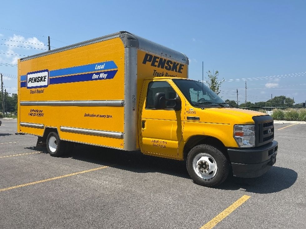 Light Duty Box Truck-Light and Medium Duty Trucks-Ford-2022-E350-Lowell-AR-128,959\n\t\tmiles-$ 21,250 - Image 1