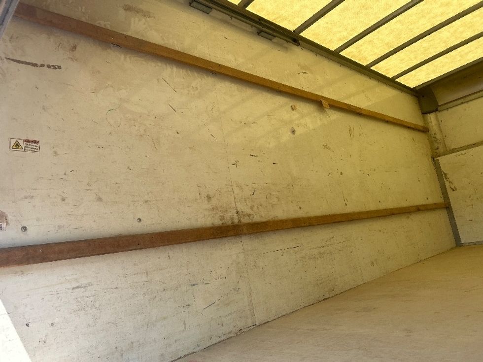 Light Duty Box Truck-Light and Medium Duty Trucks-Ford-2022-E350-Lowell-AR-128,959\n\t\tmiles-$ 21,250 - Image 8