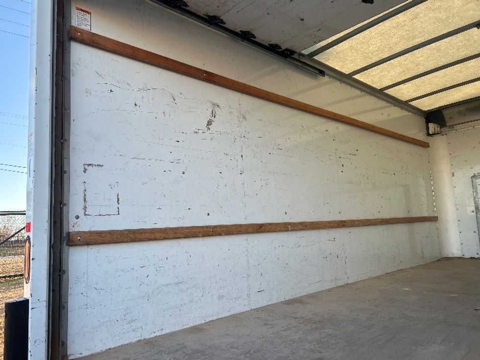 Light Duty Box Truck-Light and Medium Duty Trucks-Ford-2022-E350-Lowell-AR-88,491\n\t\tmiles-$ 31,750 - Image 10