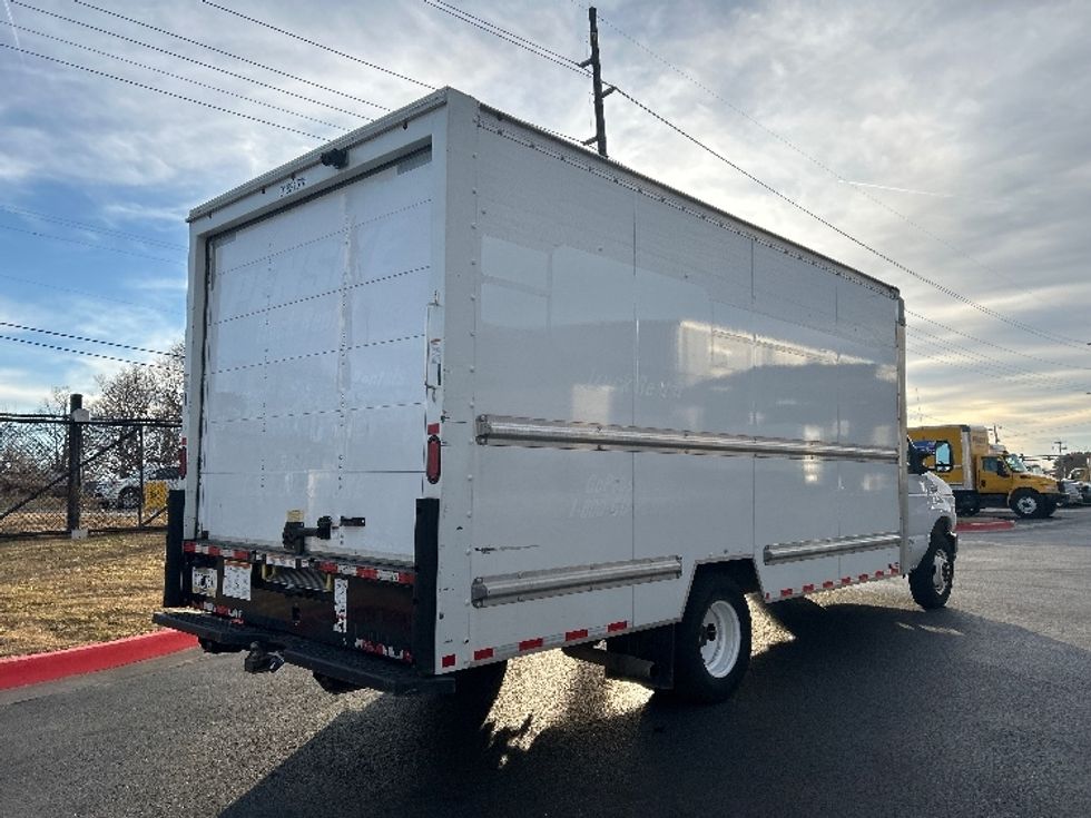 Light Duty Box Truck-Light and Medium Duty Trucks-Ford-2022-E350-Lowell-AR-88,491\n\t\tmiles-$ 31,750 - Image 11