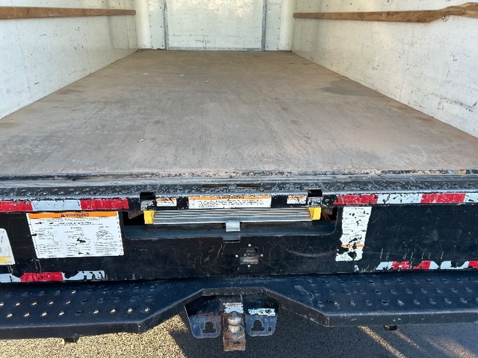 Light Duty Box Truck-Light and Medium Duty Trucks-Ford-2022-E350-Lowell-AR-88,491\n\t\tmiles-$ 31,750 - Image 7