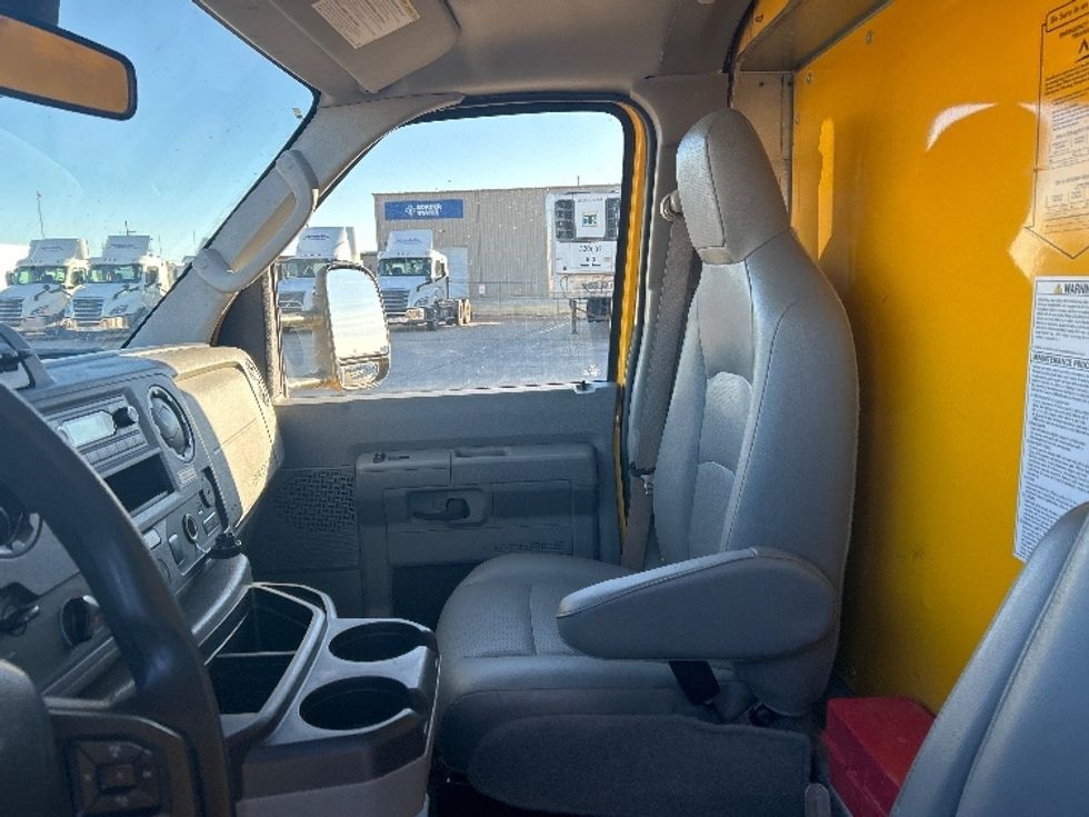 Light Duty Box Truck-Light and Medium Duty Trucks-Ford-2022-E350-Lubbock-TX-108,997\n\t\tmiles-$ 26,500 - Image 19