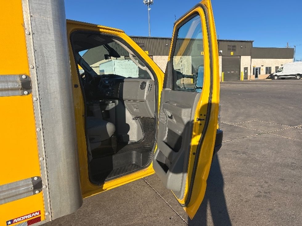 Light Duty Box Truck-Light and Medium Duty Trucks-Ford-2022-E350-Lubbock-TX-108,997\n\t\tmiles-$ 26,500 - Image 20