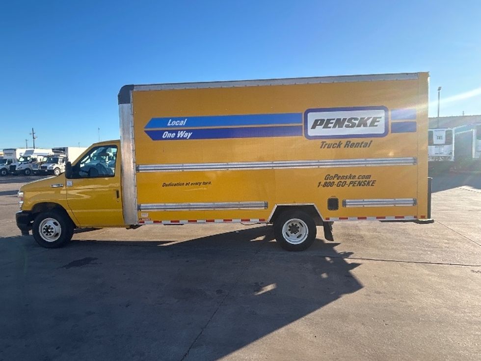 Light Duty Box Truck-Light and Medium Duty Trucks-Ford-2022-E350-Lubbock-TX-108,997\n\t\tmiles-$ 26,500 - Image 4