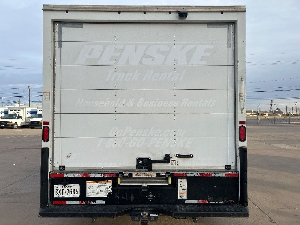 Light Duty Box Truck-Light and Medium Duty Trucks-Ford-2022-E350-Lubbock-TX-127,693\n\t\tmiles-$ 26,250 - Image 7