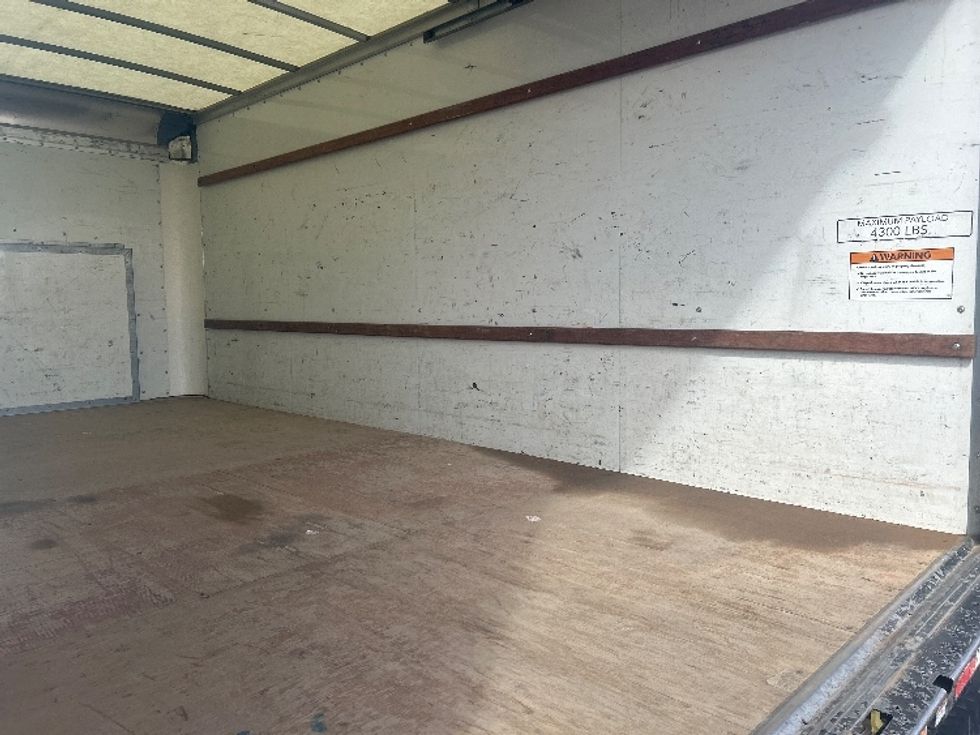 Light Duty Box Truck-Light and Medium Duty Trucks-Ford-2022-E350-Lubbock-TX-92,848\n\t\tmiles-$ 32,250 - Image 11