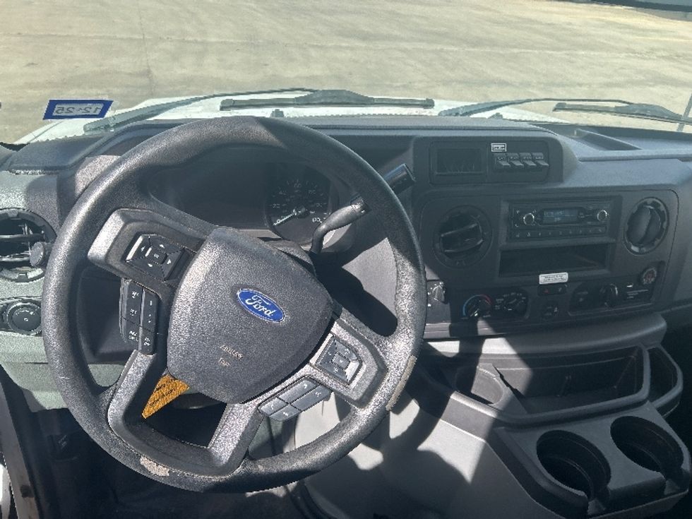 Light Duty Box Truck-Light and Medium Duty Trucks-Ford-2022-E350-Lubbock-TX-92,848\n\t\tmiles-$ 32,250 - Image 17