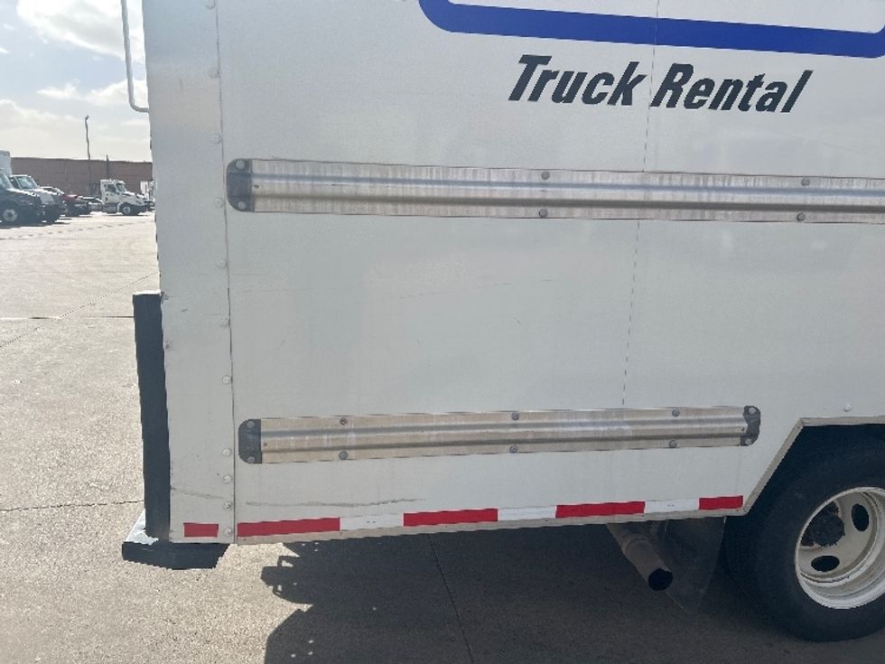 Light Duty Box Truck-Light and Medium Duty Trucks-Ford-2022-E350-Lubbock-TX-92,848\n\t\tmiles-$ 32,250 - Image 25