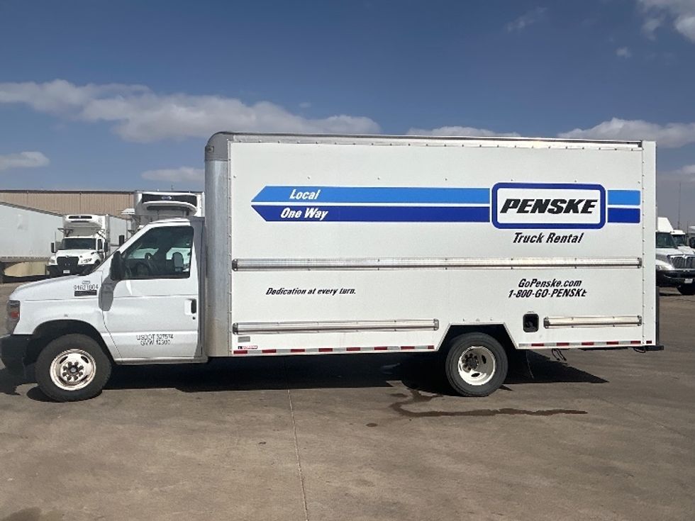 Light Duty Box Truck-Light and Medium Duty Trucks-Ford-2022-E350-Lubbock-TX-92,848\n\t\tmiles-$ 32,250 - Image 4