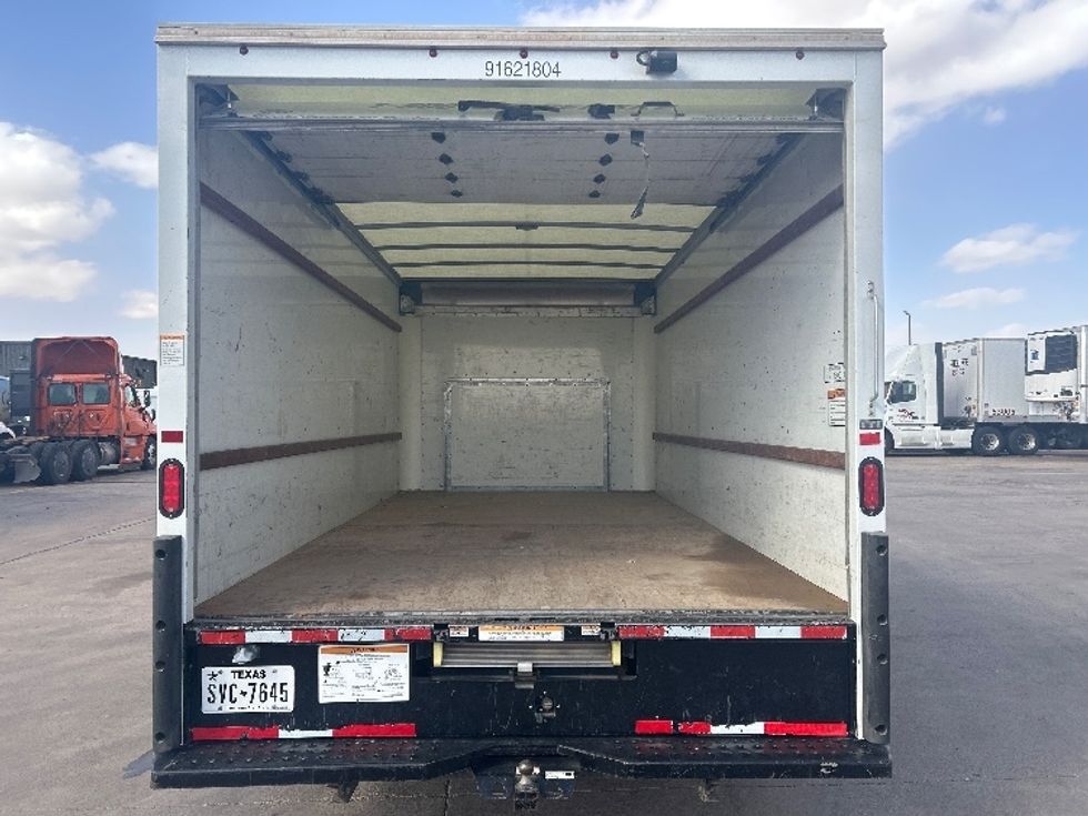 Light Duty Box Truck-Light and Medium Duty Trucks-Ford-2022-E350-Lubbock-TX-92,848\n\t\tmiles-$ 32,250 - Image 8