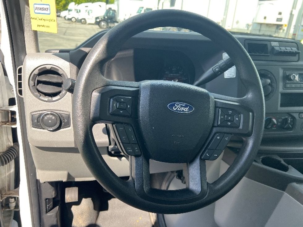 Light Duty Box Truck-Light and Medium Duty Trucks-Ford-2022-E350-Lubbock-TX-99,979\n\t\tmiles-$ 30,750 - Image 18