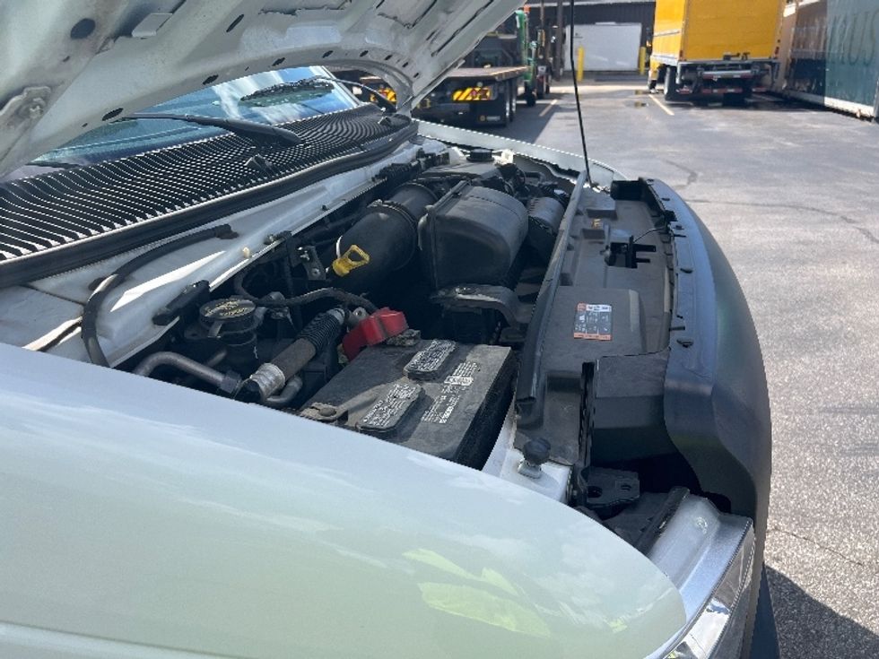 Light Duty Box Truck-Light and Medium Duty Trucks-Ford-2022-E350-Lubbock-TX-99,979\n\t\tmiles-$ 30,750 - Image 23