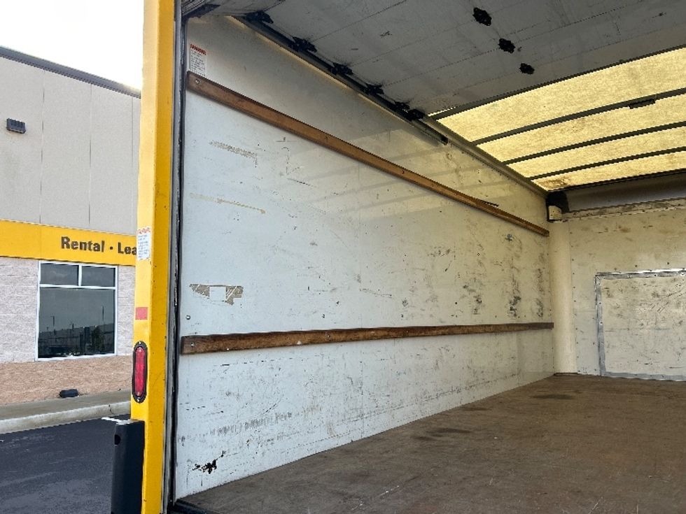 Light Duty Box Truck-Light and Medium Duty Trucks-Ford-2022-E350-Madison-AL-104,435\n\t\tmiles-$ 28,500 - Image 11