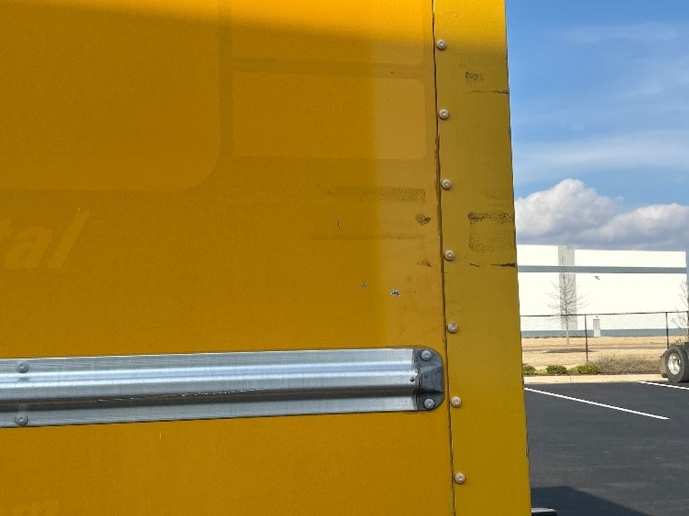 Light Duty Box Truck-Light and Medium Duty Trucks-Ford-2022-E350-Madison-AL-104,435\n\t\tmiles-$ 28,500 - Image 26