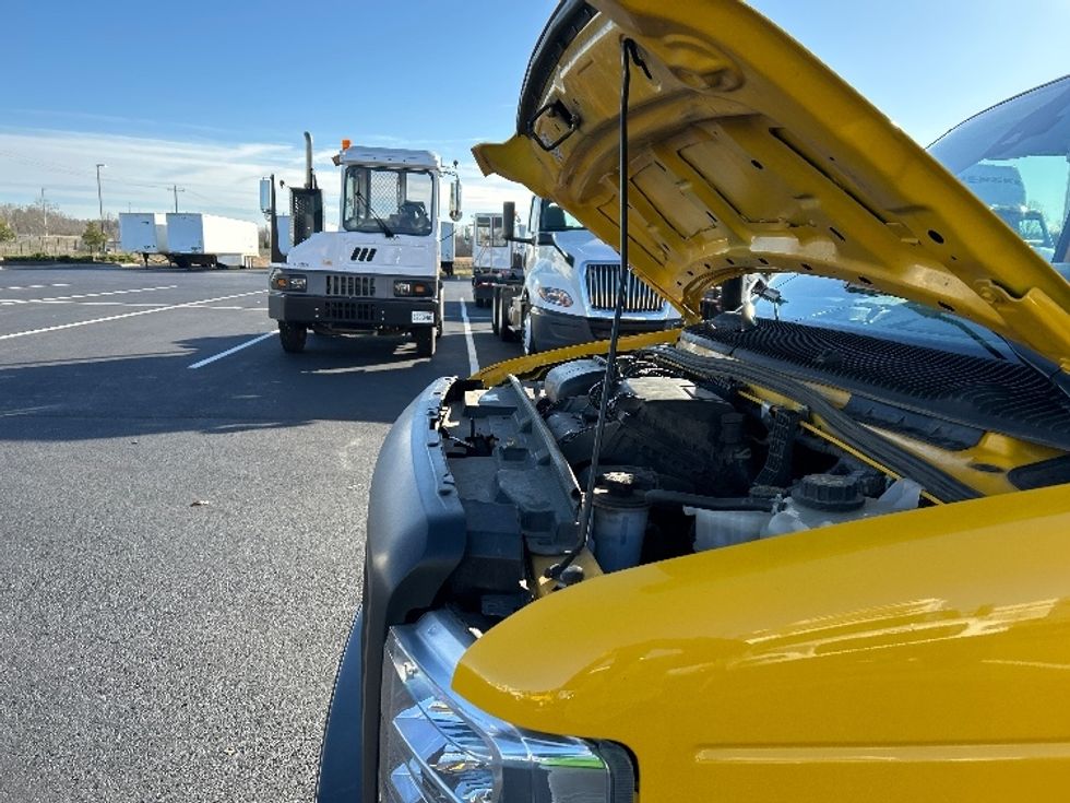 Light Duty Box Truck-Light and Medium Duty Trucks-Ford-2022-E350-Madison-AL-130,868\n\t\tmiles-$ 23,750 - Image 23