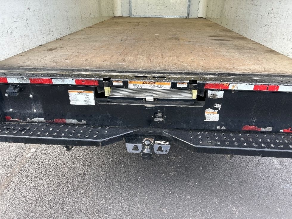 Light Duty Box Truck-Light and Medium Duty Trucks-Ford-2022-E350-Madison-AL-93,219\n\t\tmiles-$ 30,000 - Image 10