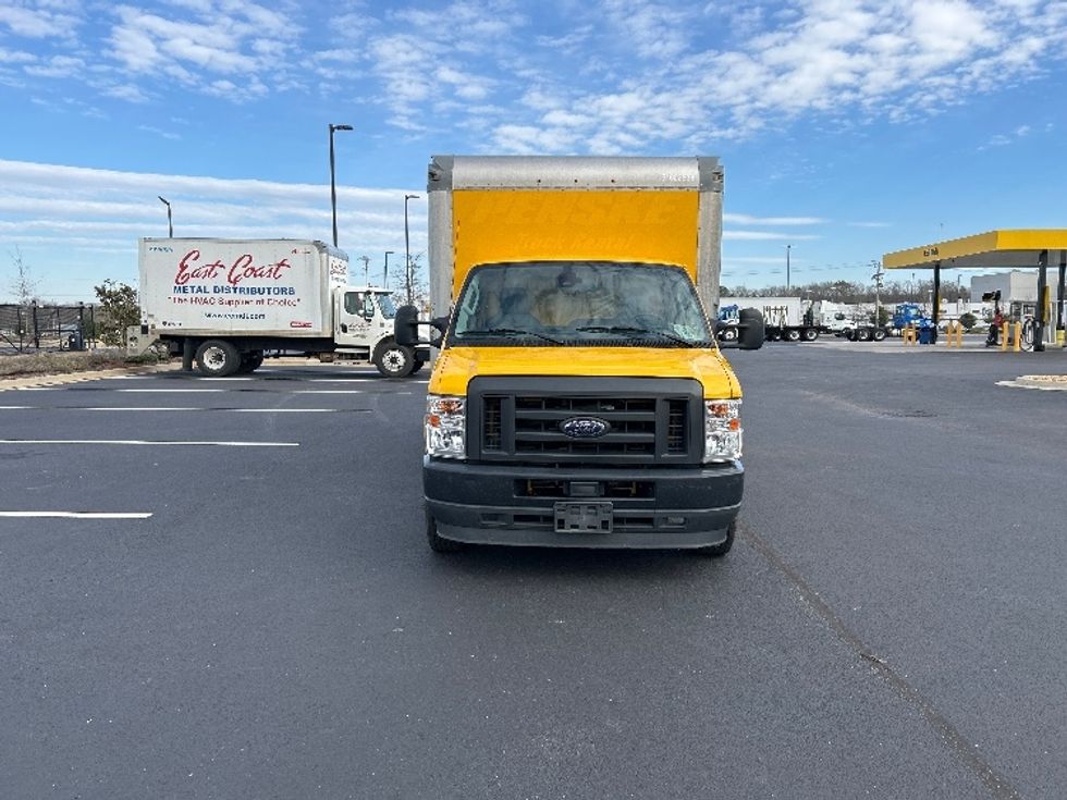 Light Duty Box Truck-Light and Medium Duty Trucks-Ford-2022-E350-Madison-AL-93,219\n\t\tmiles-$ 30,000 - Image 2