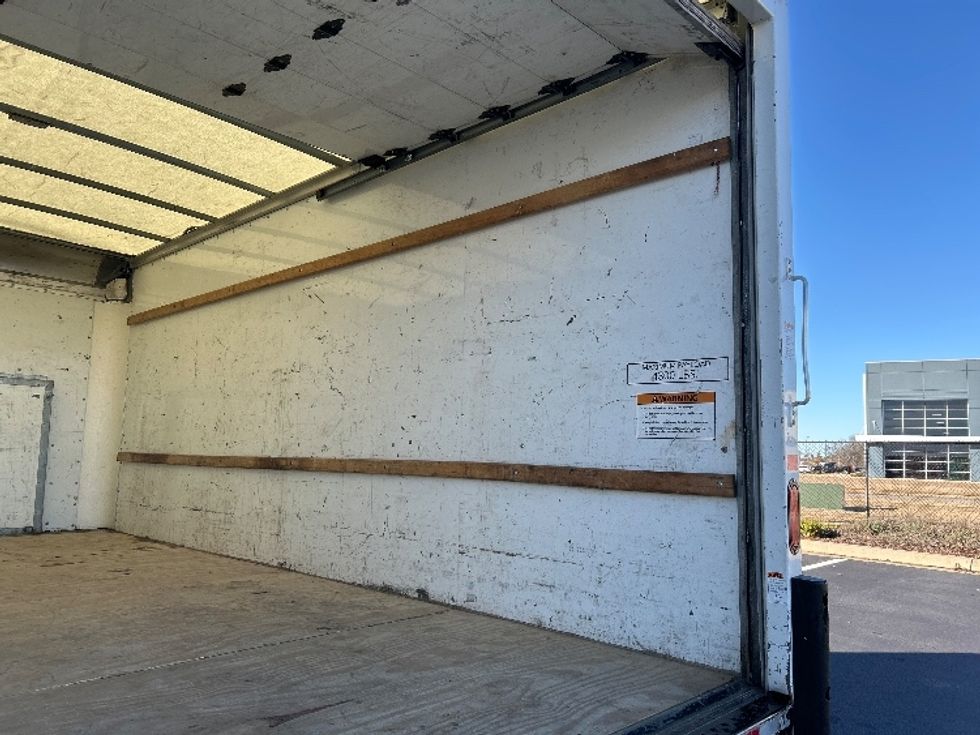Light Duty Box Truck-Light and Medium Duty Trucks-Ford-2022-E350-Madison-AL-95,180\n\t\tmiles-$ 32,750 - Image 12