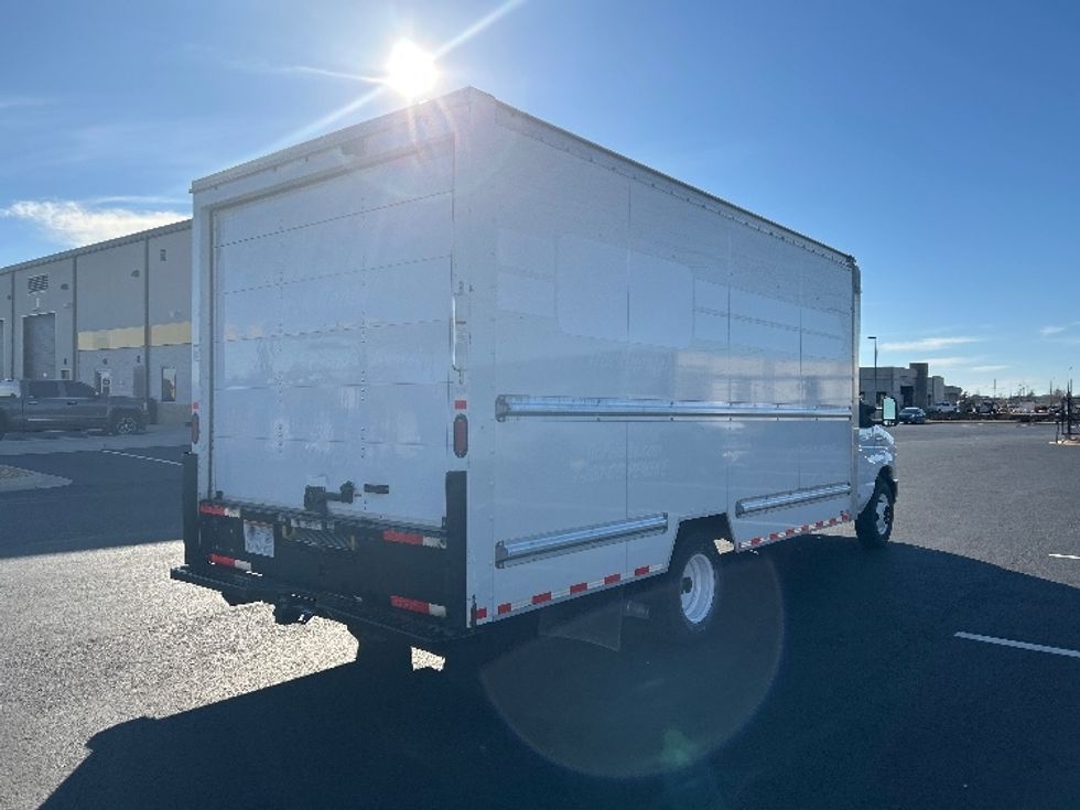 Light Duty Box Truck-Light and Medium Duty Trucks-Ford-2022-E350-Madison-AL-95,180\n\t\tmiles-$ 32,750 - Image 13