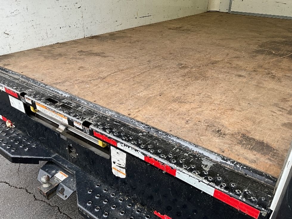 Light Duty Box Truck-Light and Medium Duty Trucks-Ford-2022-E350-Manassas-VA-63,225\n\t\tmiles-$ 35,000 - Image 10
