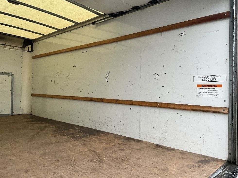 Light Duty Box Truck-Light and Medium Duty Trucks-Ford-2022-E350-Manassas-VA-63,225\n\t\tmiles-$ 35,000 - Image 12