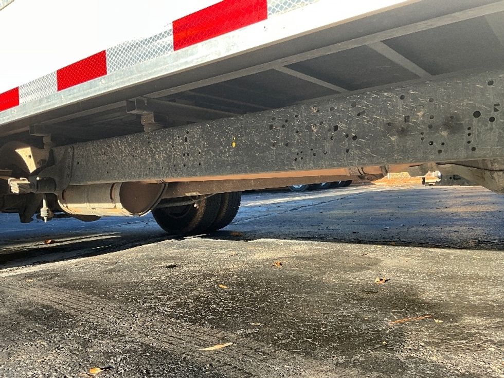 Light Duty Box Truck-Light and Medium Duty Trucks-Ford-2022-E350-Mebane-NC-124,463\n\t\tmiles-$ 29,250 - Image 14