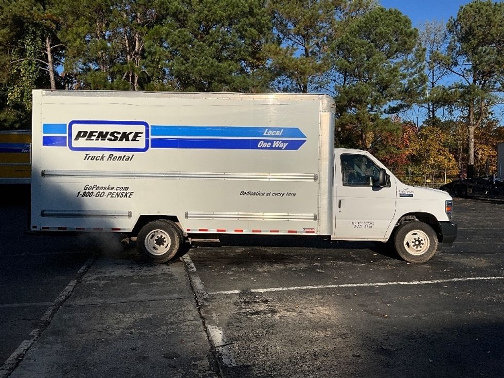 Light Duty Box Truck-Light and Medium Duty Trucks-Ford-2022-E350-Mebane-NC-124,463\n\t\tmiles-$ 29,250 - Image 15
