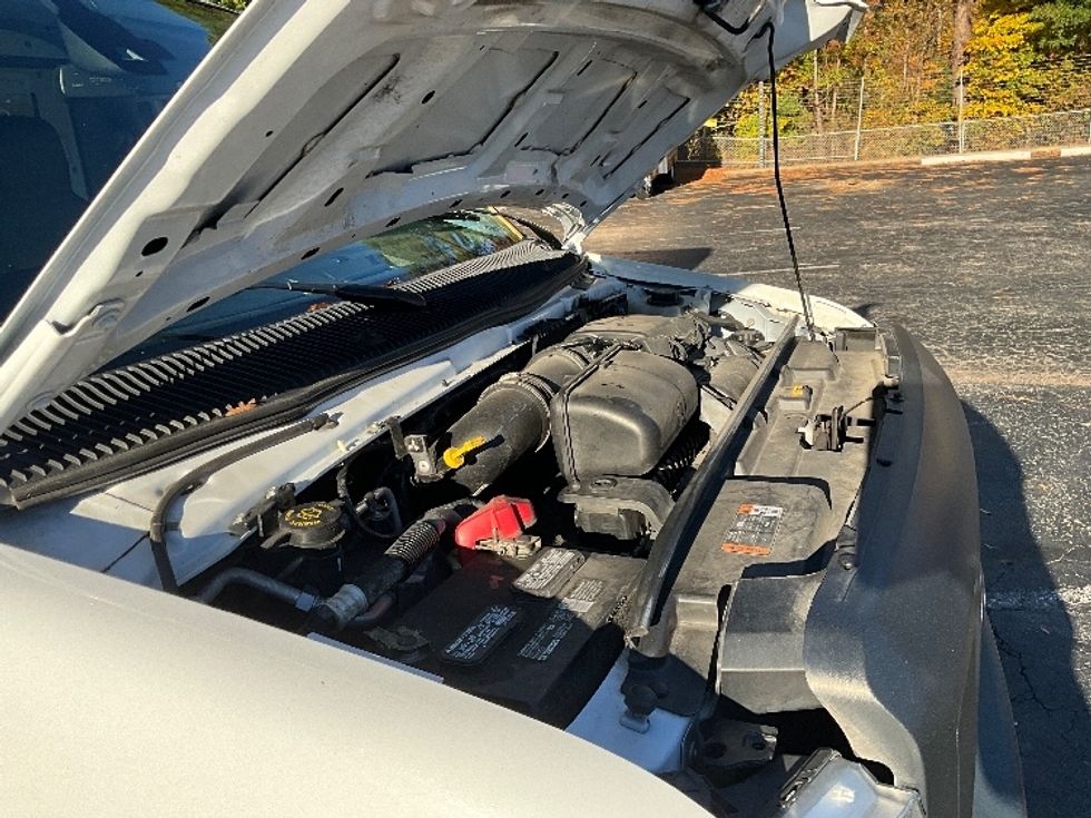 Light Duty Box Truck-Light and Medium Duty Trucks-Ford-2022-E350-Mebane-NC-124,463\n\t\tmiles-$ 29,250 - Image 23