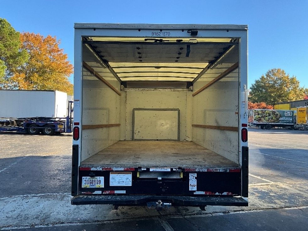 Light Duty Box Truck-Light and Medium Duty Trucks-Ford-2022-E350-Mebane-NC-124,463\n\t\tmiles-$ 29,250 - Image 8
