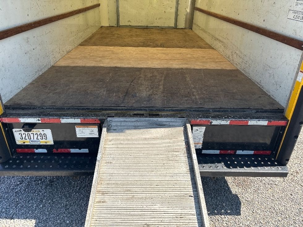 Light Duty Box Truck-Light and Medium Duty Trucks-Ford-2022-E350-Mebane-NC-142,352\n\t\tmiles-$ 20,250 - Image 10