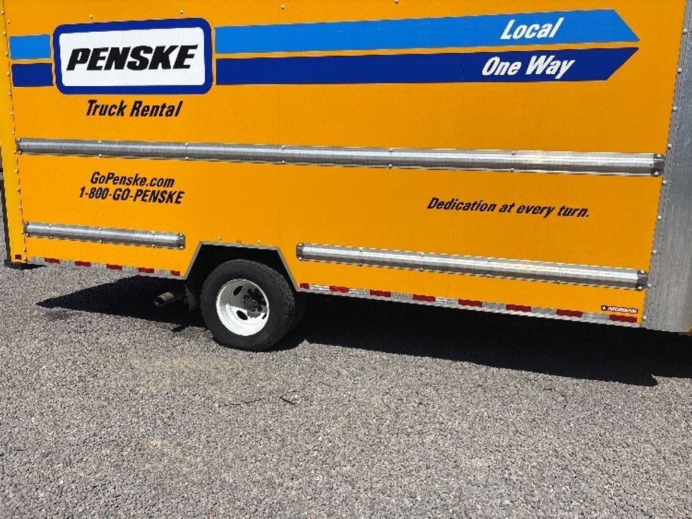 Light Duty Box Truck-Light and Medium Duty Trucks-Ford-2022-E350-Mebane-NC-142,352\n\t\tmiles-$ 20,250 - Image 14
