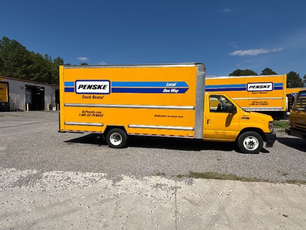 Light Duty Box Truck-Light and Medium Duty Trucks-Ford-2022-E350-Mebane-NC-142,352\n\t\tmiles-$ 20,250 - Image 15